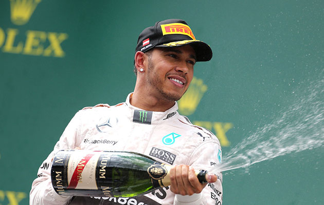 O nouă victorie pentru Lewis Hamilton