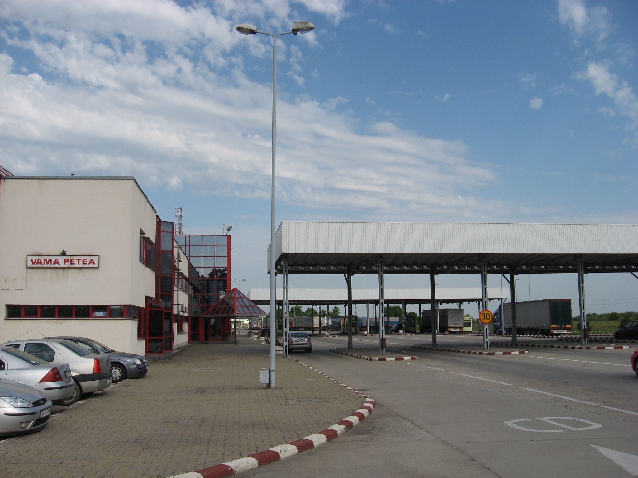 Tot mai PUŢINI sătmăreni PLEACĂ din judeţ. MARAMUREŞENII şi SĂLĂJENII pleacă pe CAPETE