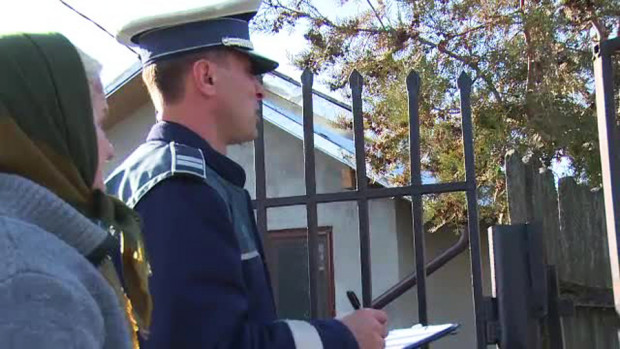 Bărbat ameninţat cu MOARTEA de fratele său