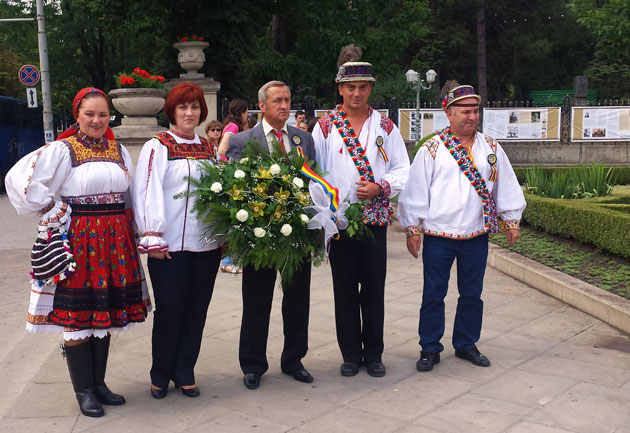 Mesagerii Țării Oașului, în vizită la frații de peste Prut