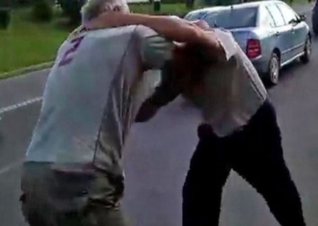 I-a SPART faţa cu o PIATRĂ