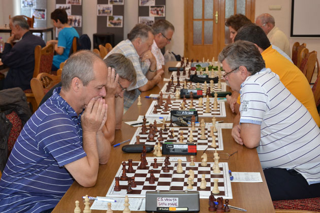 Memorialul Iuliu Szabo, în linie dreaptă