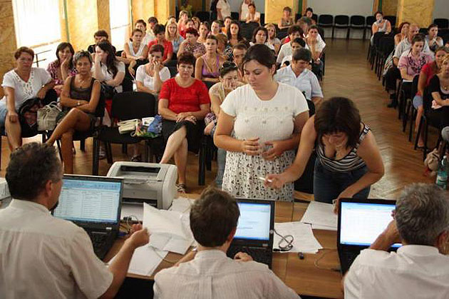 Doar 30 de candidaţi repartizaţi pe locurile  titularizabile din învăţământ