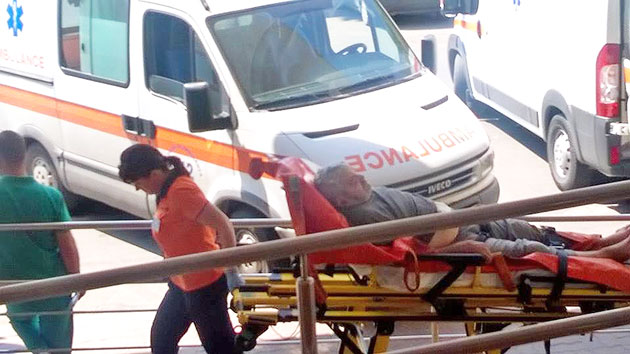 A vrut să se sinucidă aruncându-se sub tren