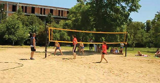 Kinder Satu Mare câştigă Cupa Beach-Volley