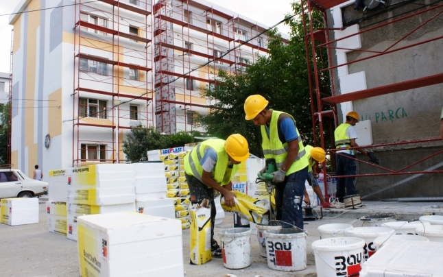 ZECI de BLOCURI vor fi REABILITATE termic în următorii ani în SATU MARE