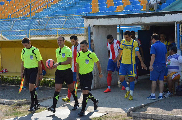 Arbitri, chemaţi duminică la testare