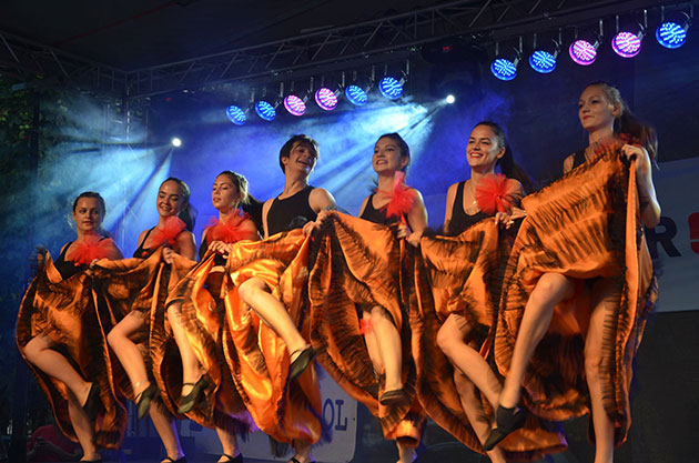 Energie, eleganţă şi tinereţe la Gala Dansului Careian