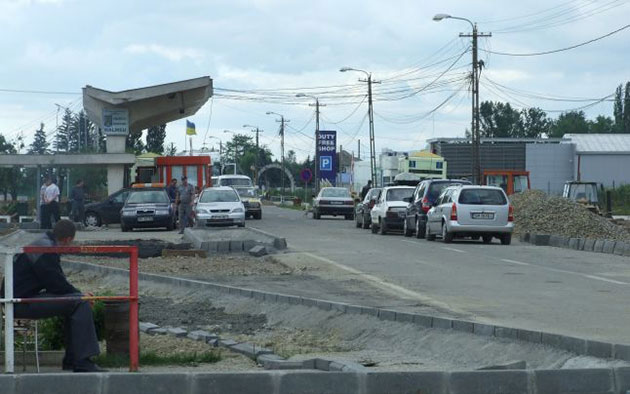 Regimurile s-au schimbat, “tradiţia” a rămas