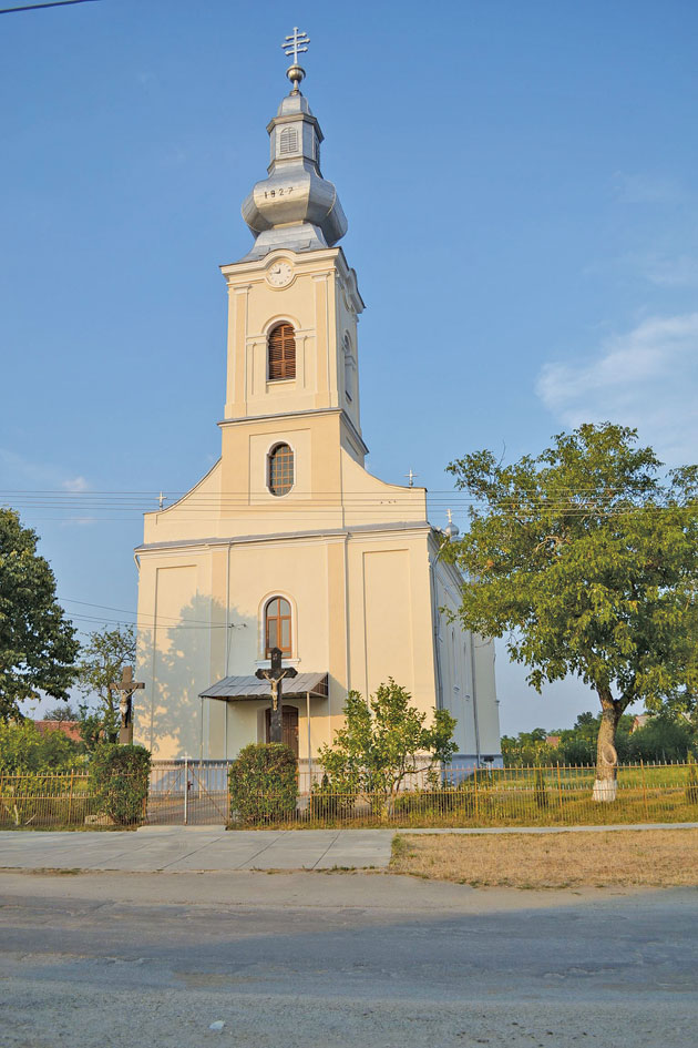 Slujbă de târnosire la Biserica “Sfântul Nicolae”  din Pişcari