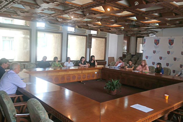 Bugetarii se plâng de salarizare