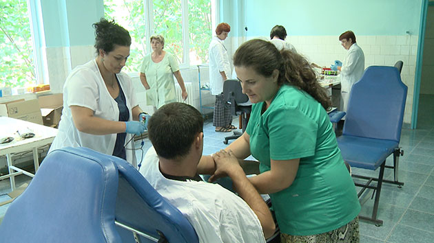 Criză de sânge în judeţ