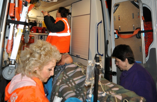 Sinucigaş SALVAT în ULTIMA clipă de medici la Satu Mare