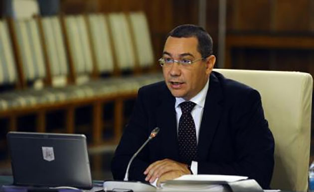 Premierul Ponta le urează mult succes elevilor care încep un nou an școlar