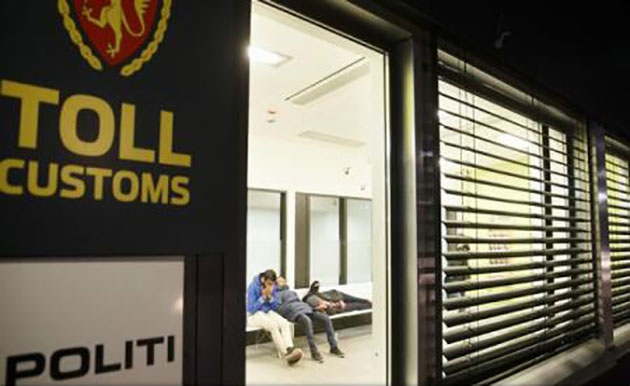 Migranți: Norvegia consolidează măsurile de securitate la granița cu Suedia