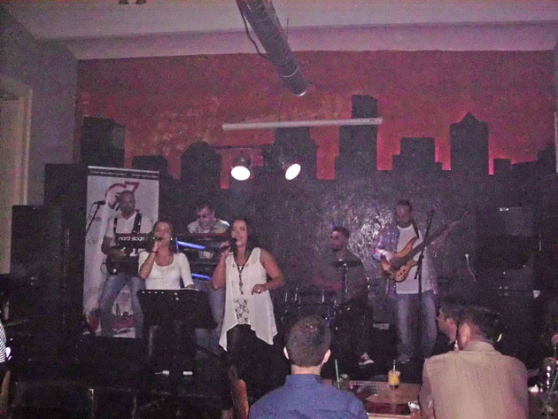 Concerte extraordinare cu XXL şi Ţapinarii la District 15