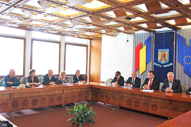 Ministrul Liviu Pop promite sprijin pentru veteranii de război