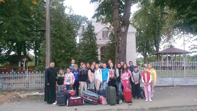 Tabără creștină pentru tinerii negreșteni  la Mănăstirea Măriuș