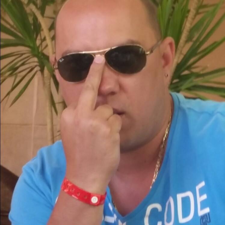 Cel mai INCORUPTIBIL poliţist de frontieră SĂTMĂREAN, prins în FLAGRANT cu ŢIGĂRI de CONTRABANDĂ