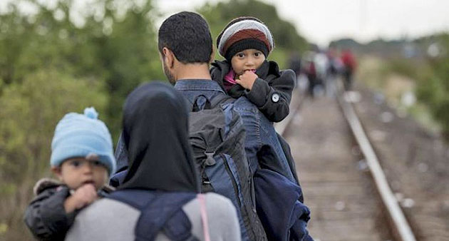 Au apărut MIGRANŢII la FRONTIERA cu UCRAINA. Patru cetăţeni pakistanezi şi un afgan, opriţi la frontiera de nord a ţării