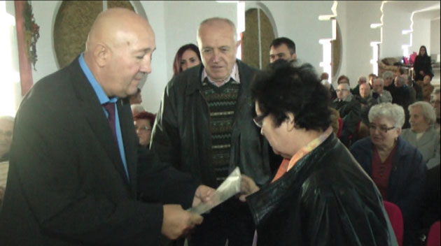 “Cupluri de aur” premiate de primarul Dorel Coica
