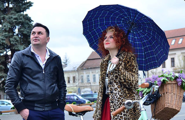 Doi careieni sunt autorii celui mai original proiect video din showbizul românesc