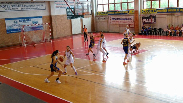 Antrenament cu publicul... pentru oaspete