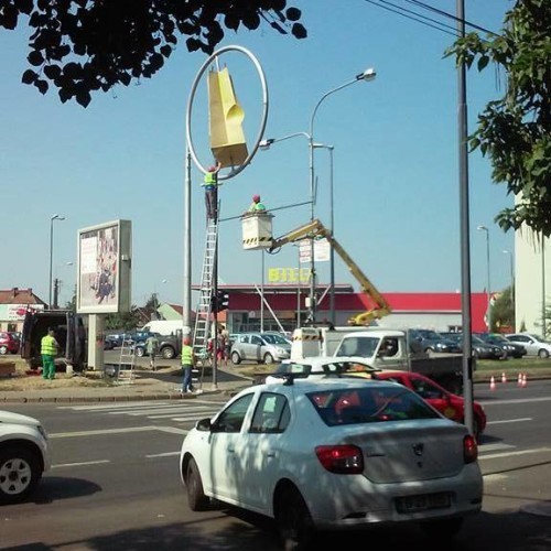 După săptămâni de aşteptări, SEMAFORUL de la BILLA intră în FUNCŢIUNE