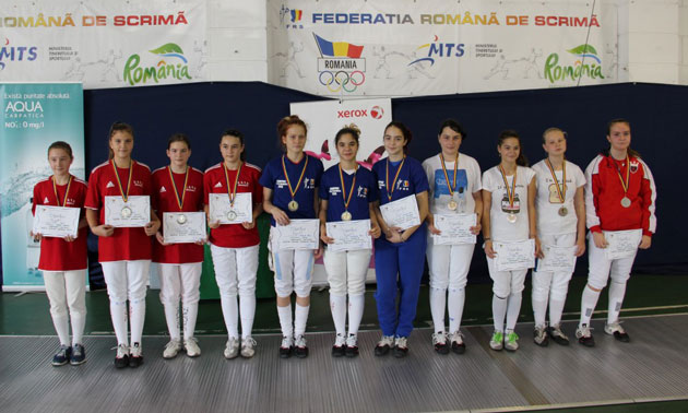 Medalie de bronz pentru fete