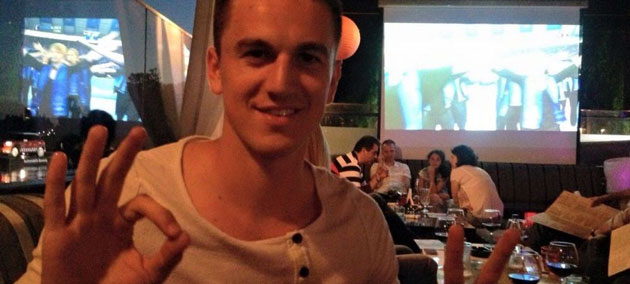 Florin Gardoş alături de puştii lui Hagi