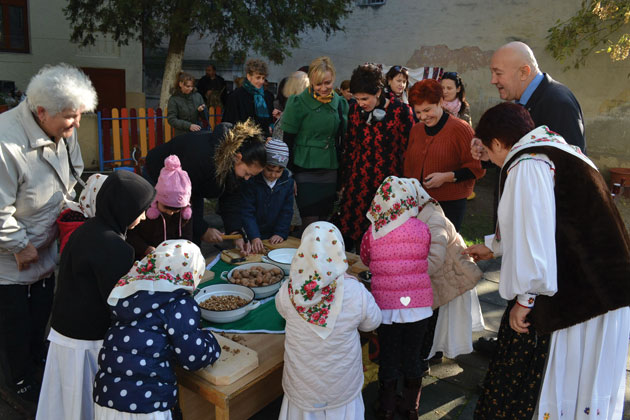 Primăria continuă să investească  în învăţământul sătmărean