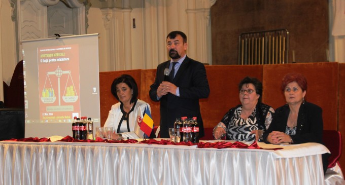 TENSIUNI între MEDICI şi ASISTENŢII MEDICALI la SATU MARE