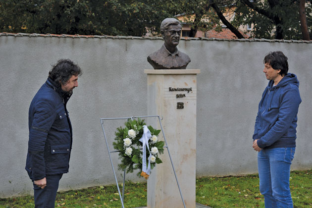 Profesorul Karácsonyi Péter, comemorat de foştii elevi la Carei