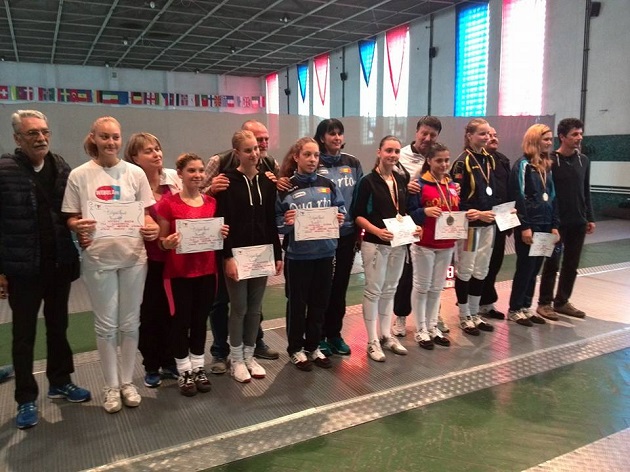 Naţionalele de spadă speranţe: Fără medalie la fete