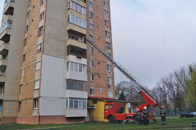 Proiect de reabilitare termică a blocurilor turn din Carei