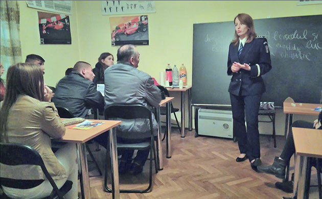 Viitorii şoferi, atenţionaţi să nu consume alcool şi să urce la volan