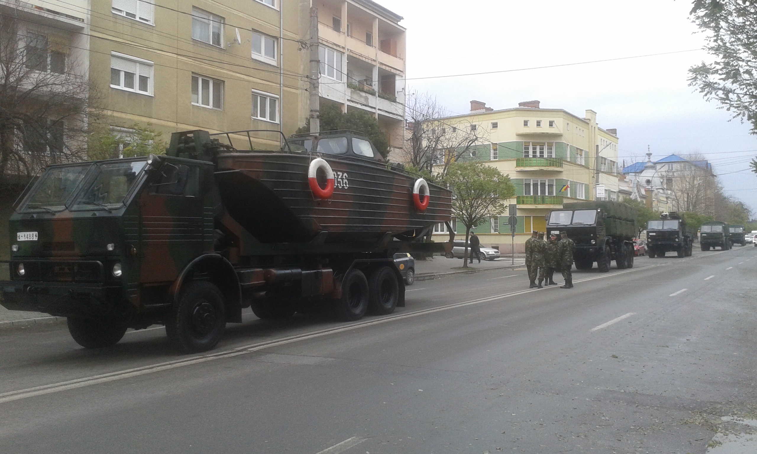 Paradă militară de EXCEPȚIE la Satu Mare! VEZI pregătirile de AZI!