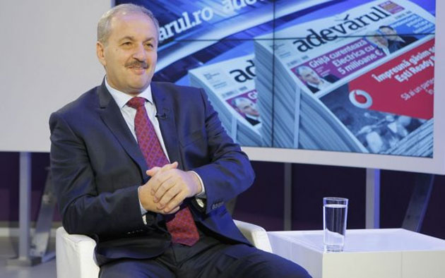 Mutare incendiară discutată în octombrie: Klaus Iohannis a găsit un (nou) înlocuitor pentru premier: Dacian Cioloș sau Dâncu