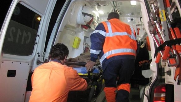 SALVATĂ din GHEARELE MORŢII de medicii de la AMBULANŢĂ