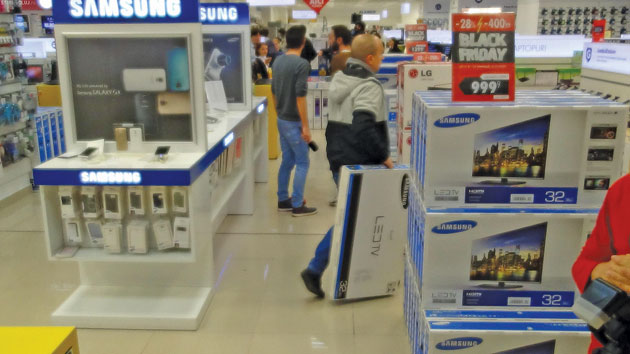 Ţeapa săptămânală de “Black Friday”