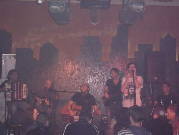 Concerte extraordinare de folk şi rhytm & blues la District 15