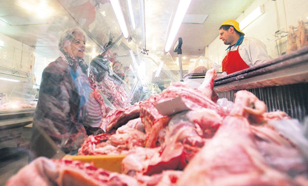 Peste 12 kg de carne de pasăre, confiscate de DSVSA