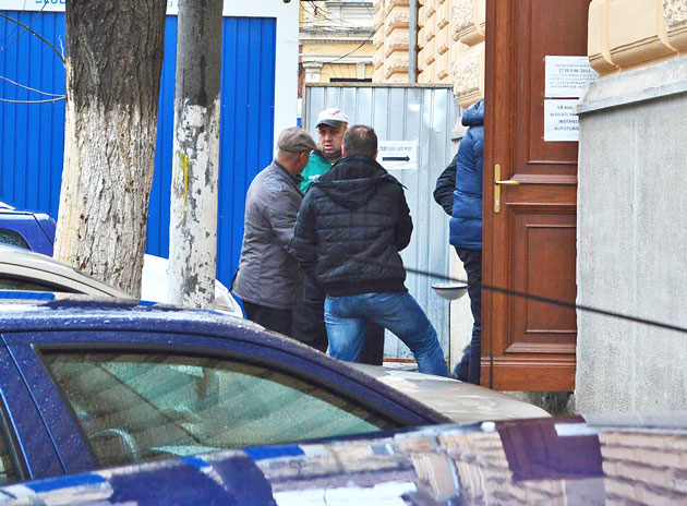 Returnări frauduloase de TVA de două milioane euro