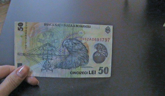 În Carei au început să apară şi bancnote false de 50 de lei