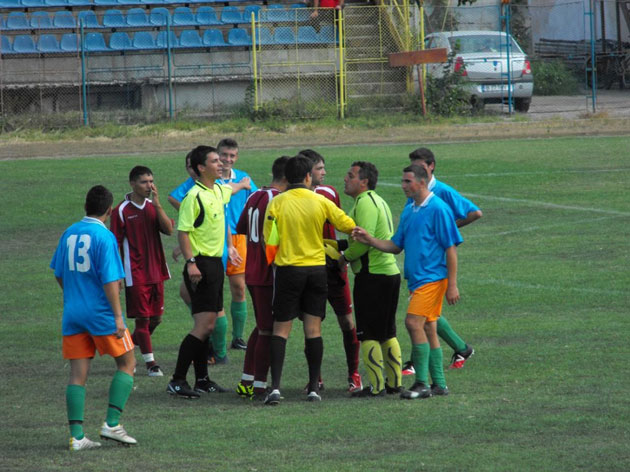 Arbitrii înjuraţi, un total de 23 de etape de suspendare