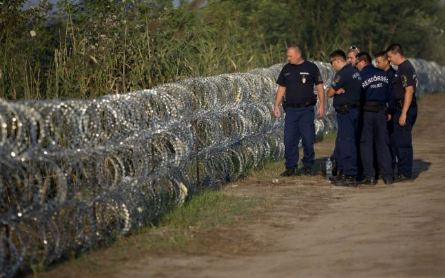 Jobbik cere construirea unui gard pe toată frontiera Ungariei cu România