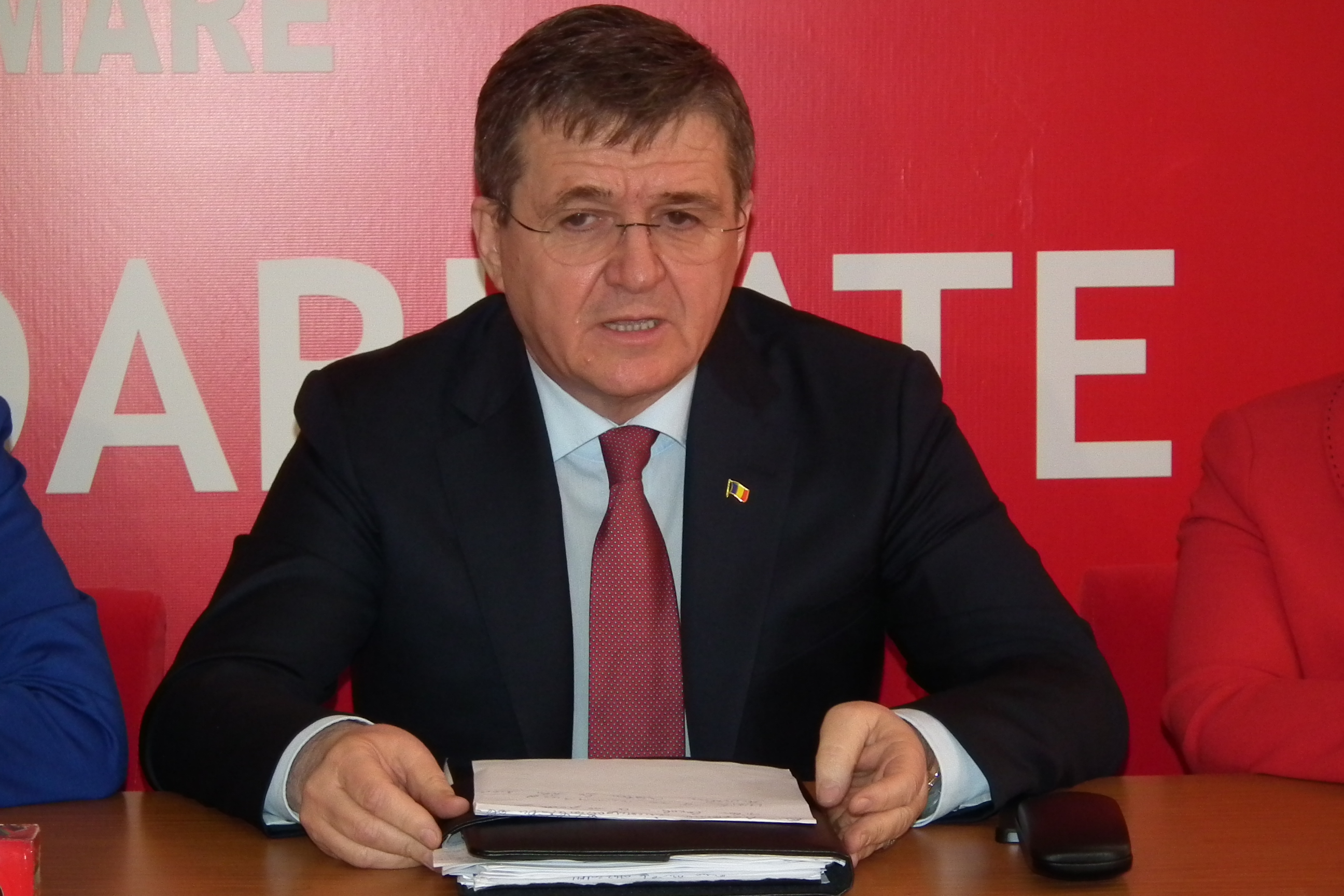 “Demisia premierului este regretabilă, dar trebuie să o respectăm”