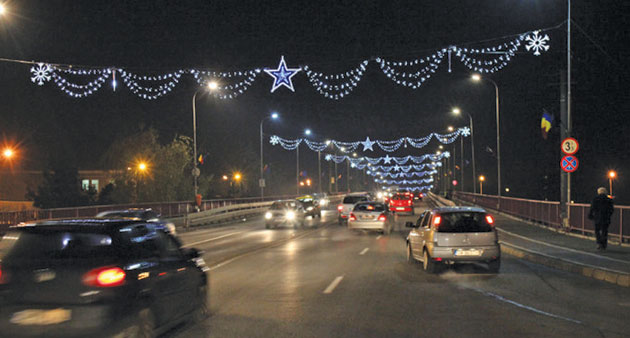 Satu Mare va fi invadat de brazi şi iluminat ornamental