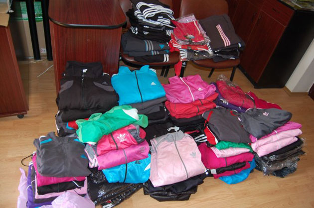 Alte mărfuri contrafăcute depistate de jandarmii sătmăreni