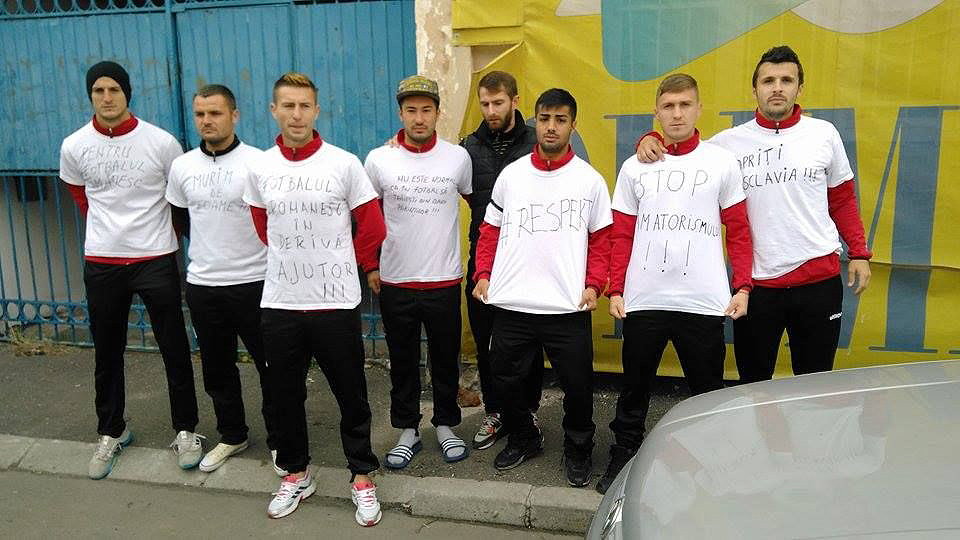 “Stop sclaviei din fotbalul românesc!”